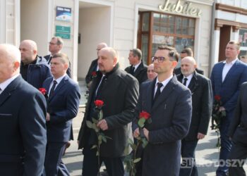 Ostatnie pożegnanie burmistrza Koźmina Wlkp. śp. Macieja Bratborskiego