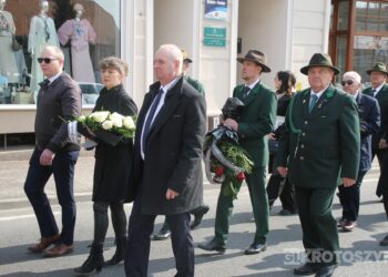 Ostatnie pożegnanie burmistrza Koźmina Wlkp. śp. Macieja Bratborskiego