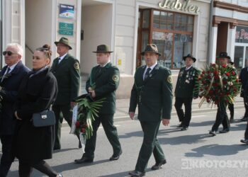 Ostatnie pożegnanie burmistrza Koźmina Wlkp. śp. Macieja Bratborskiego