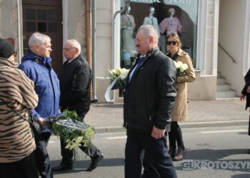Ostatnie pożegnanie burmistrza Koźmina Wlkp. śp. Macieja Bratborskiego