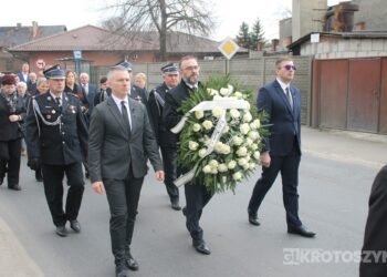 Ostatnie pożegnanie burmistrza Koźmina Wlkp. śp. Macieja Bratborskiego