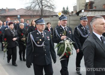 Ostatnie pożegnanie burmistrza Koźmina Wlkp. śp. Macieja Bratborskiego