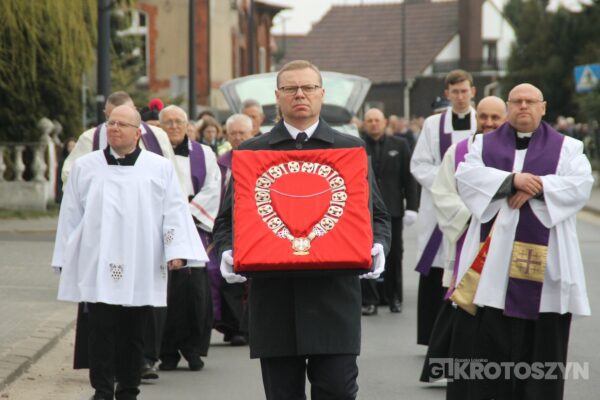Ostatnie pożegnanie burmistrza Koźmina Wlkp. śp. Macieja Bratborskiego