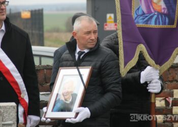 Ostatnie pożegnanie śp. Tadeusza Lawrenza, Honorowego Obywatela Sulmierzyc