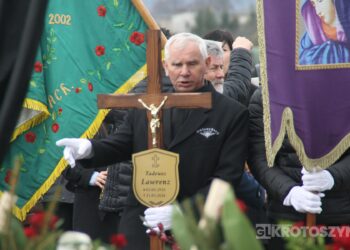 Ostatnie pożegnanie śp. Tadeusza Lawrenza, Honorowego Obywatela Sulmierzyc