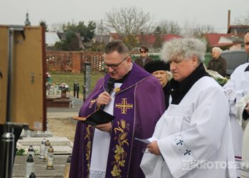 Ostatnie pożegnanie śp. Tadeusza Lawrenza, Honorowego Obywatela Sulmierzyc