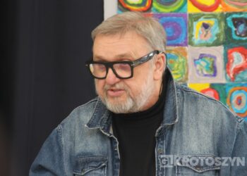 O psie, który stał się bohaterem książki. Spotkanie autorskie Marcina Szyndrowskiego w Krotoszynie