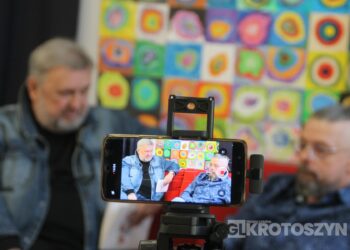 O psie, który stał się bohaterem książki. Spotkanie autorskie Marcina Szyndrowskiego w Krotoszynie