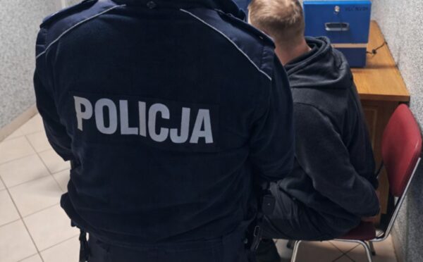 Kradli w marketach w kilku powiatach. Wpadli w powiecie krotoszyńskim Kradli w marketach w kilku powiatach. Wpadli w powiecie krotoszyńskim