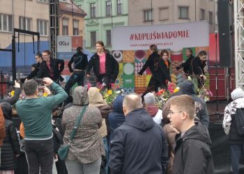 Świąteczna atmosfera na krotoszyńskim Rynku. X Kiermasz Wielkanocny za nami