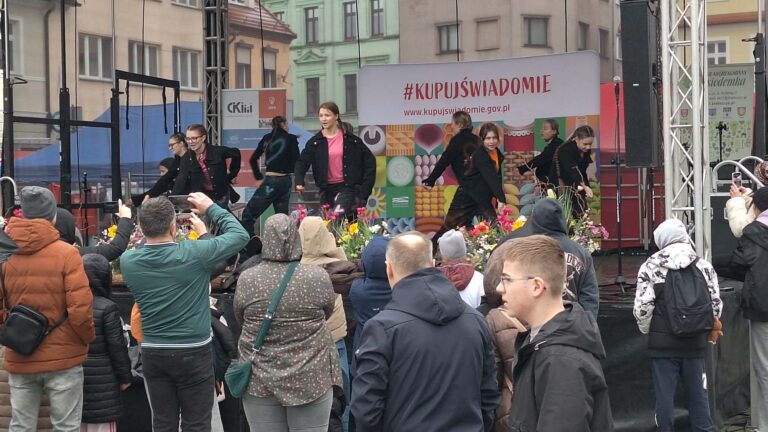 Świąteczna atmosfera na krotoszyńskim Rynku. X Kiermasz Wielkanocny za nami