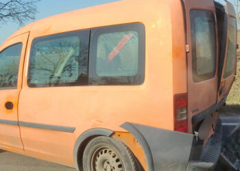 Zderzenie dwóch aut na DK36 w Kobylinie. Na szczęście bez rannych