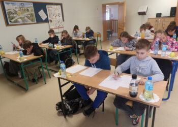 „Rusz Główką” w gminie Krotoszyn. Ponad setka uczniów zmierzyła się z matematyką