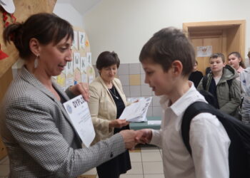 „Rusz Główką” w gminie Krotoszyn. Ponad setka uczniów zmierzyła się z matematyką