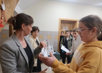 „Rusz Główką” w gminie Krotoszyn. Ponad setka uczniów zmierzyła się z matematyką