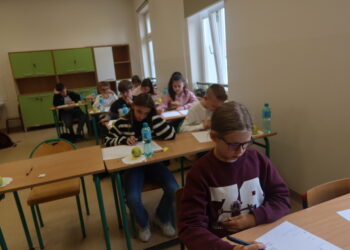 „Rusz Główką” w gminie Krotoszyn. Ponad setka uczniów zmierzyła się z matematyką