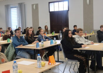 „Rusz Główką” w gminie Krotoszyn. Ponad setka uczniów zmierzyła się z matematyką