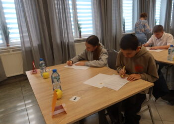 „Rusz Główką” w gminie Krotoszyn. Ponad setka uczniów zmierzyła się z matematyką