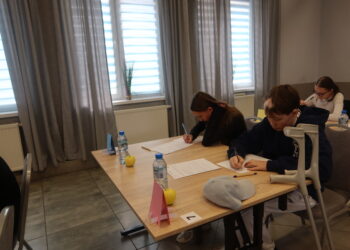 „Rusz Główką” w gminie Krotoszyn. Ponad setka uczniów zmierzyła się z matematyką