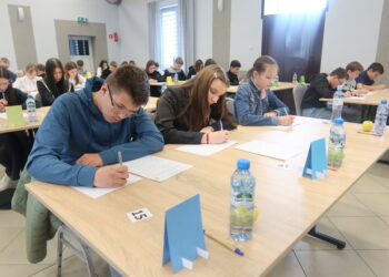 „Rusz Główką” w gminie Krotoszyn. Ponad setka uczniów zmierzyła się z matematyką