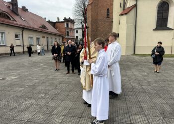 W hołdzie ofiarom katastrofy smoleńskiej