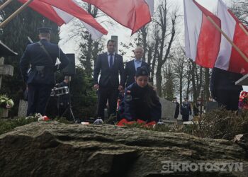 Uroczystości 86. rocznicy Zbrodni Katyńskiej