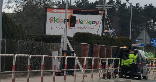 Fotoradar na Zdunowskiej już działa. Kierowcy muszą zdjąć nogę z gazu