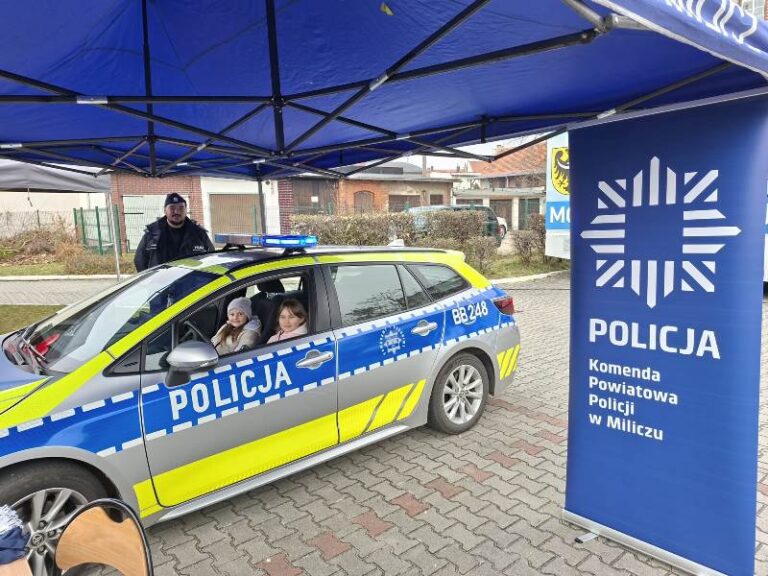 Policjanci włączyli się w Piknik Zdrowia w Miliczu