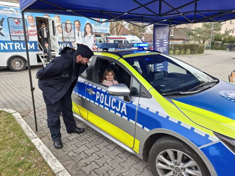 Policjanci włączyli się w Piknik Zdrowia w Miliczu