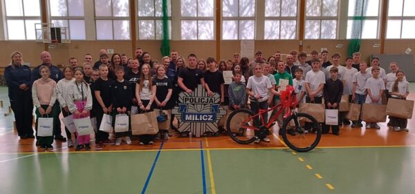 Uczniowie sprawdzili wiedzę o ruchu drogowym. Najlepsi pojadą do Wrocławia