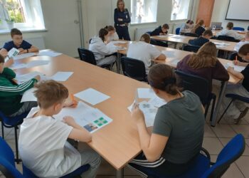 Uczniowie sprawdzili wiedzę o ruchu drogowym. Najlepsi pojadą do Wrocławia
