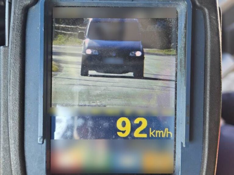 Pędził przez Niesułowice. Stracił prawo jazdy