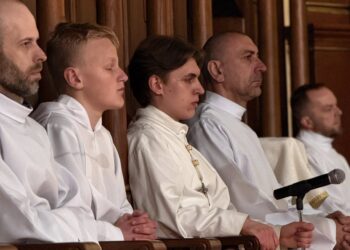 Wielka Sobota – czas ciszy, refleksji i przygotowania na Zmartwychwstanie