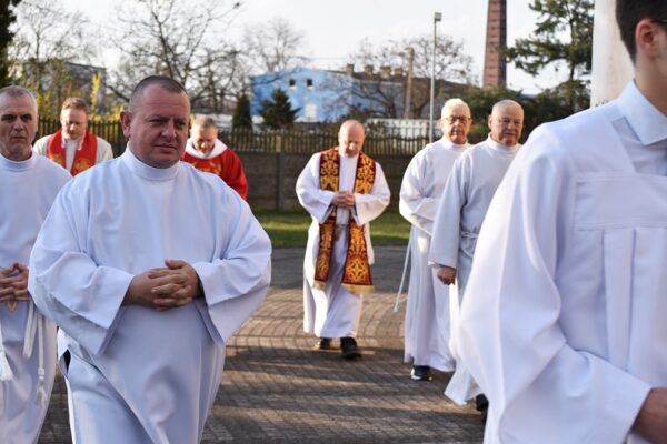 Wielka Niedziela – radość Zmartwychwstania