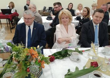 Zasłużeni i Honorowy Obywatel wyróżnieni. Wyjątkowa sesja w Kobylinie