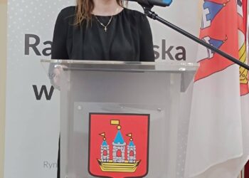 Zasłużeni i Honorowy Obywatel wyróżnieni. Wyjątkowa sesja w Kobylinie