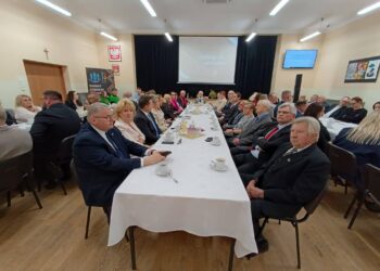 Zasłużeni i Honorowy Obywatel wyróżnieni. Wyjątkowa sesja w Kobylinie