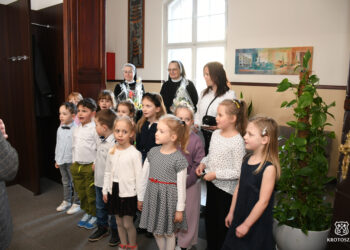 Przedszkolaki z wielkanocną wizytą w Urzędzie Miejskim