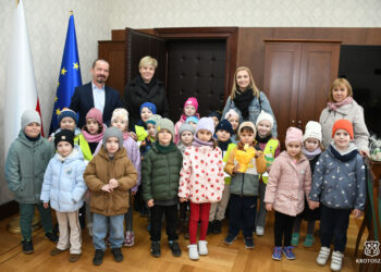 Przedszkolaki z wielkanocną wizytą w Urzędzie Miejskim