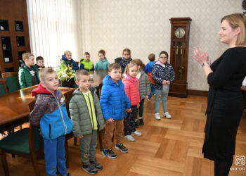 Przedszkolaki z wielkanocną wizytą w Urzędzie Miejskim