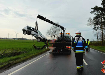 Szaleńczy rajd na DK36. Trzy kolizje i pościg zakończony zatrzymaniem