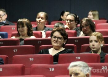 Sześć lat pracy i wielki finał. Premiera „Sary: uwięzionej na Ziemi” w Krotoszynie