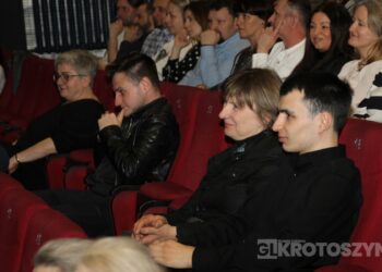 Sześć lat pracy i wielki finał. Premiera „Sary: uwięzionej na Ziemi” w Krotoszynie