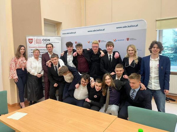 Wielki sukces krotoszyńskich debatantów. Podium w Kaliszu i tytuł Najlepszego Mówcy!