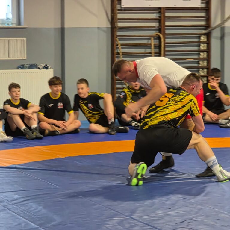 Minister Jakub Rutnicki w Krotoszynie. Trening z zapaśnikami Ceramika
