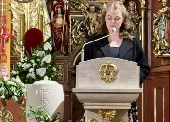 W hołdzie ofiarom katastrofy smoleńskiej