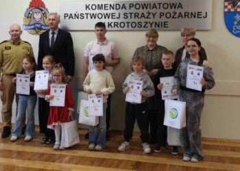 Najlepsi młodzi artyści nagrodzeni. Strażacy oczami dzieci i młodzieży