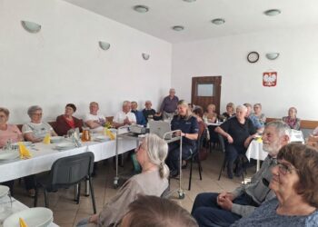 Seniorzy ze Słączna uczyli się, jak nie dać się oszukać