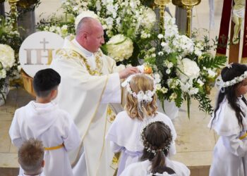 Pierwsza Komunia Święta w parafii św. Andrzeja Boboli