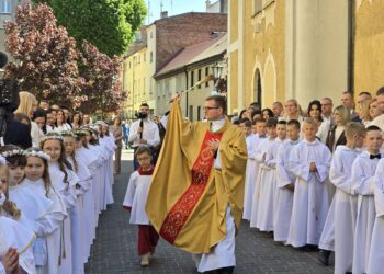 52 dzieci przyjęły Pierwszą Komunię Świętą w Krotoszynie
